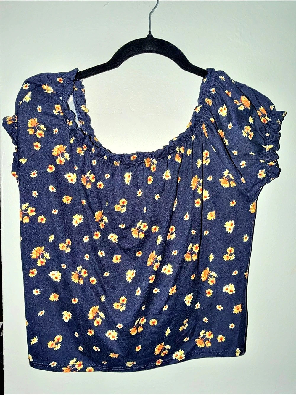 Persaya Floral Puff Sleeve Crop Top
